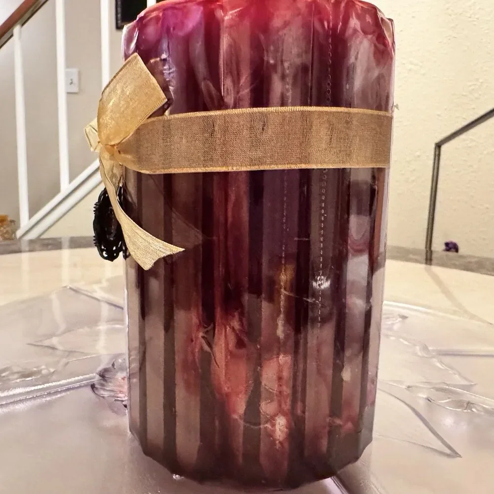 Pier 1 Sugar Plum 4x6 Ribbed Pillar Candle w/ Gold Ribbon & Jewel Charm Holiday